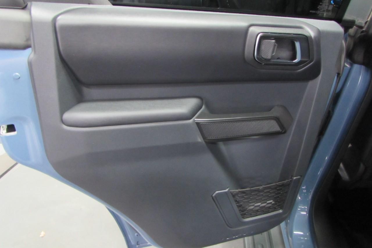 2025 Azure Gray Metallic Tri-Coat Ford Bronco Outer Banks 4X4 SUV