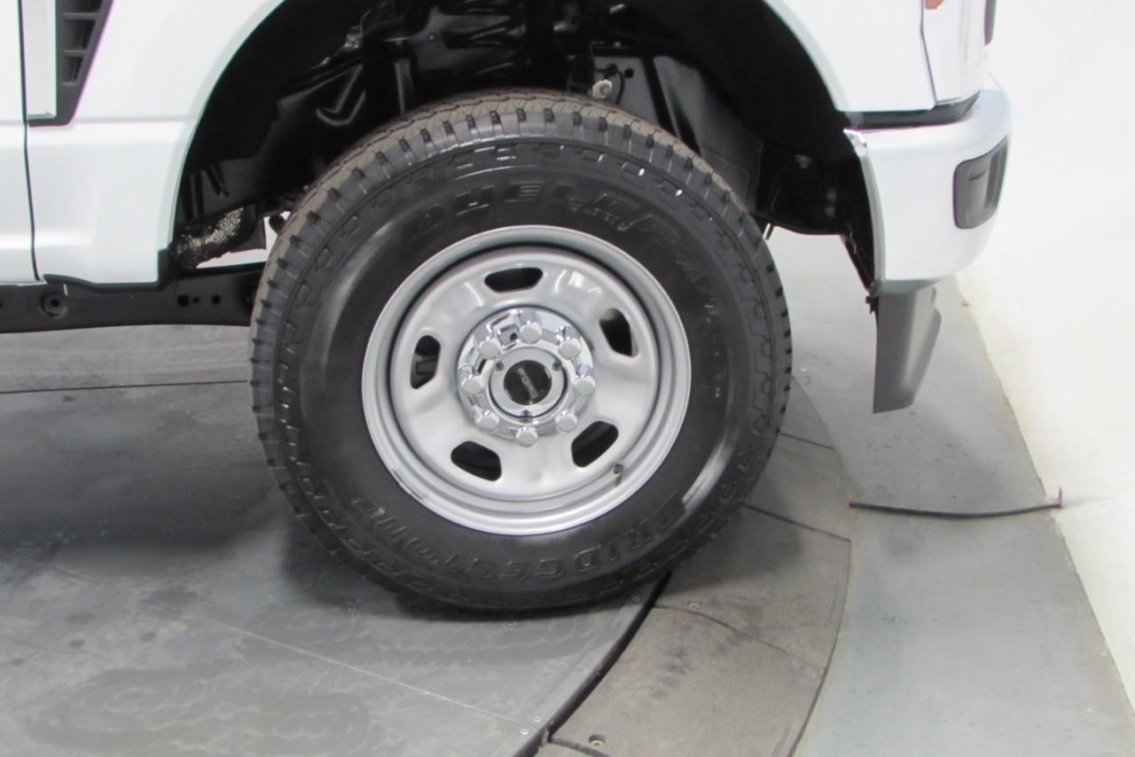 2025 Oxford White Ford Super Duty F-350 SRW XL 4X4 Truck
