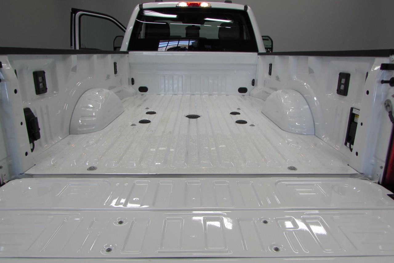 2025 Oxford White Ford Super Duty F-350 SRW XL 4X4 Truck