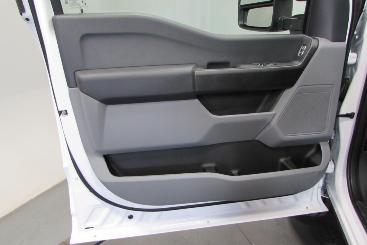 2025 Oxford White Ford Super Duty F-350 SRW XL 4X4 Truck