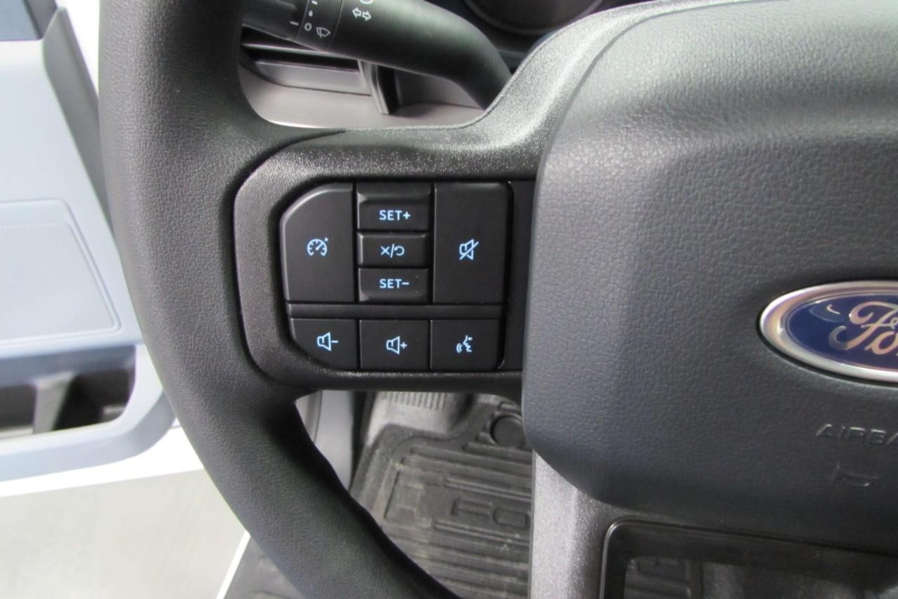 2025 Oxford White Ford Super Duty F-350 SRW XL 4X4 Truck
