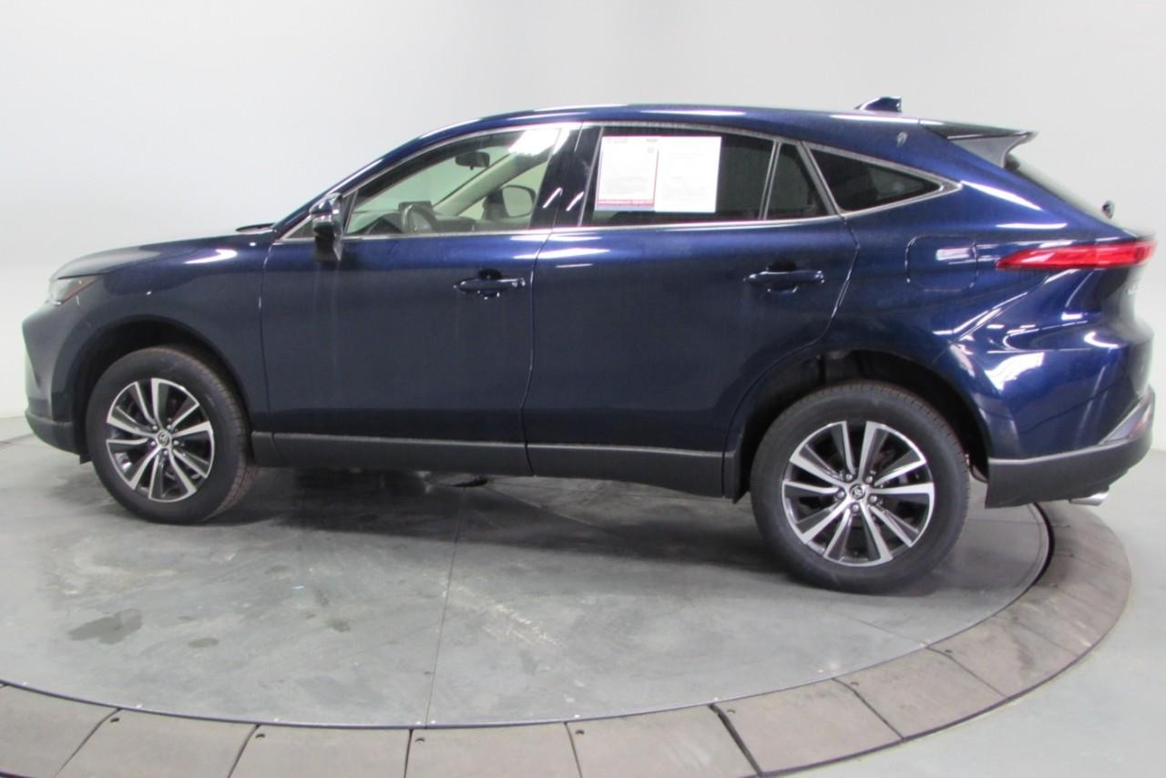 2022 Blueprint Toyota Venza XLE AWD SUV