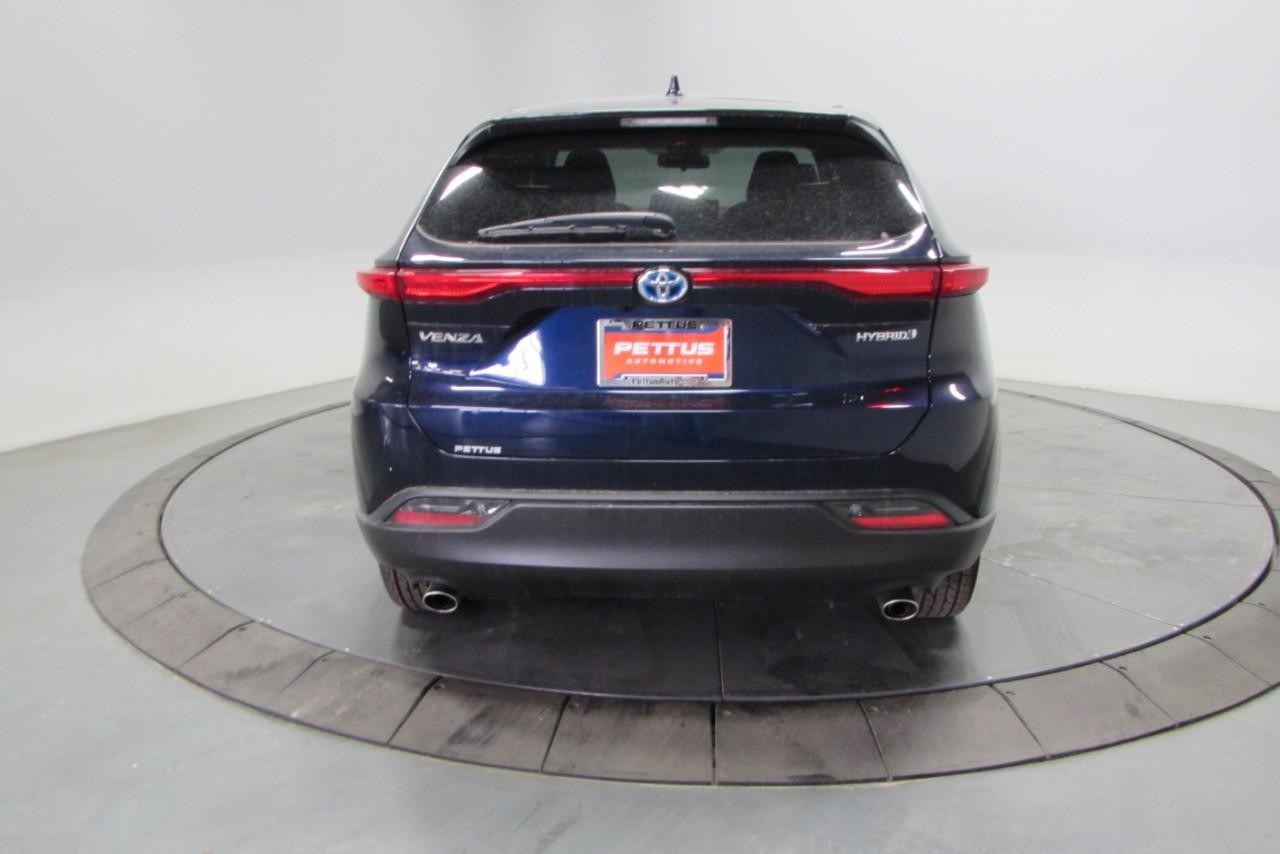 2022 Blueprint Toyota Venza XLE AWD SUV