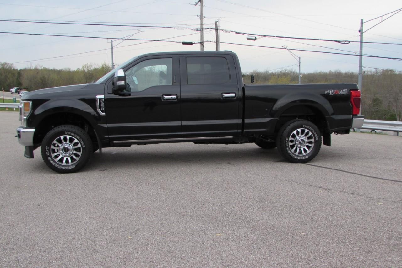 2020 Agate Black Metallic Ford Super Duty F-350 SRW Lariat 4X4 Truck