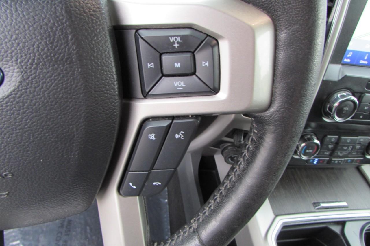 2020 Agate Black Metallic Ford Super Duty F-350 SRW Lariat 4X4 Truck