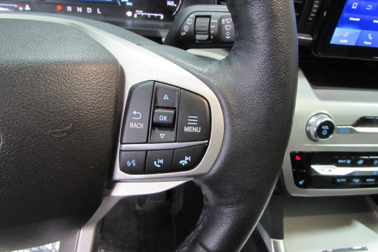 2022 Carbonized Gray Metallic Ford Explorer XLT 4X4 SUV