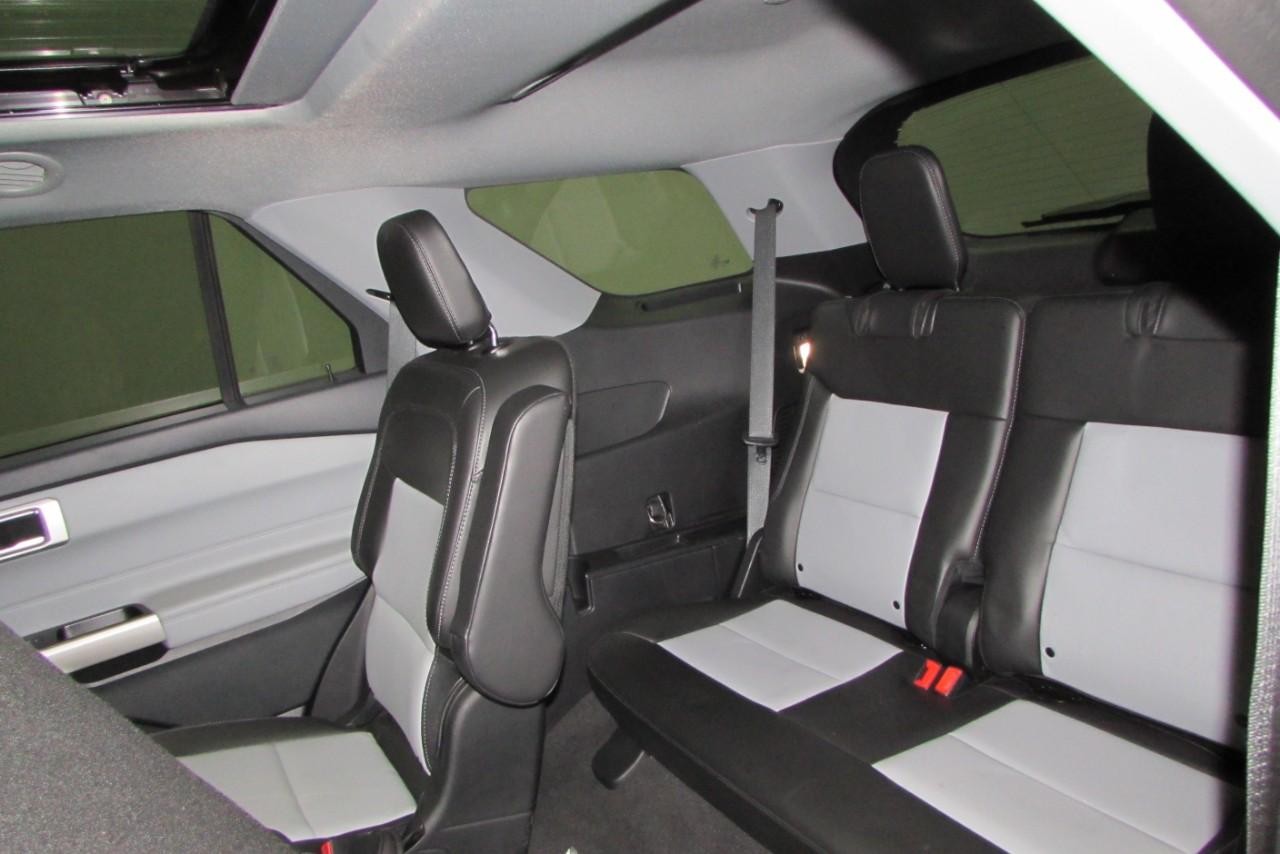 2022 Carbonized Gray Metallic Ford Explorer XLT 4X4 SUV