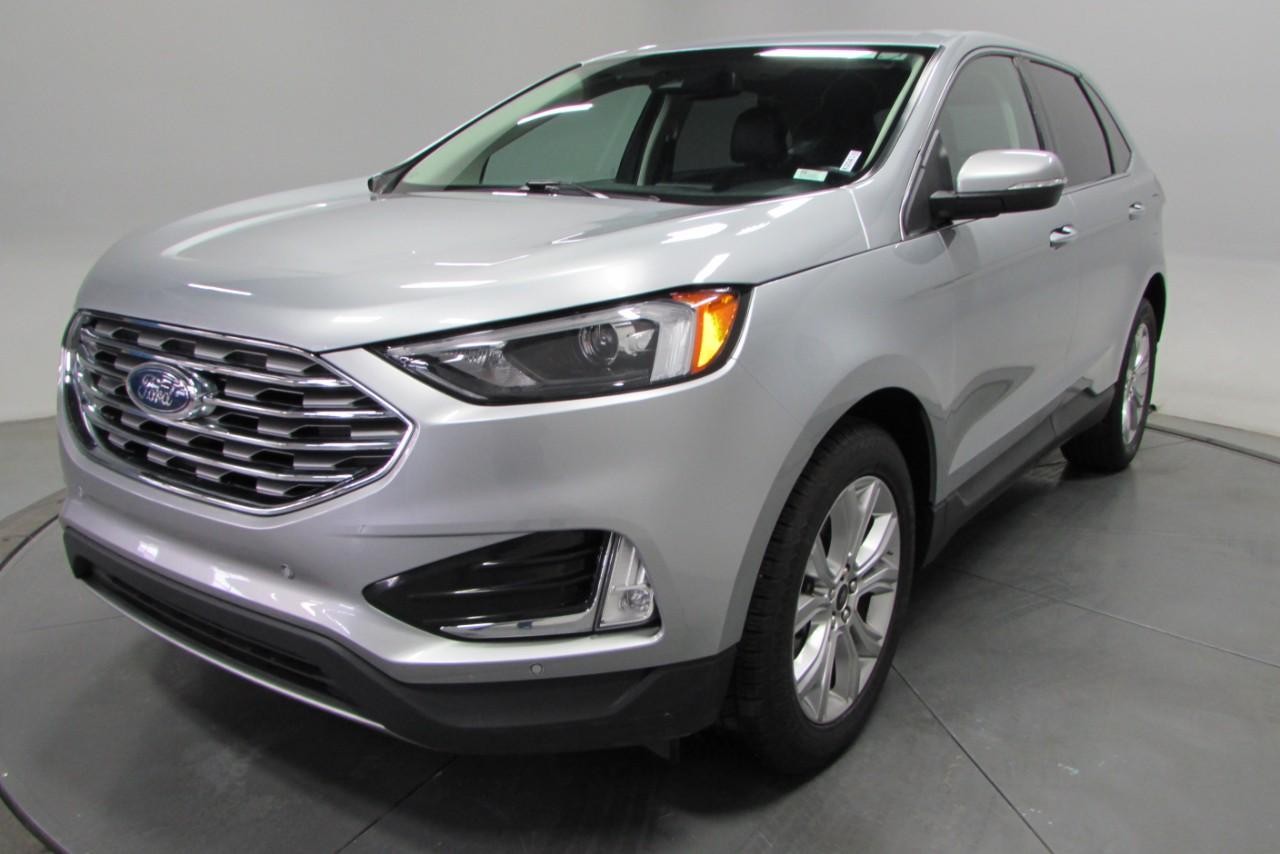 2023 Iconic Silver Metallic Ford Edge Titanium AWD SUV