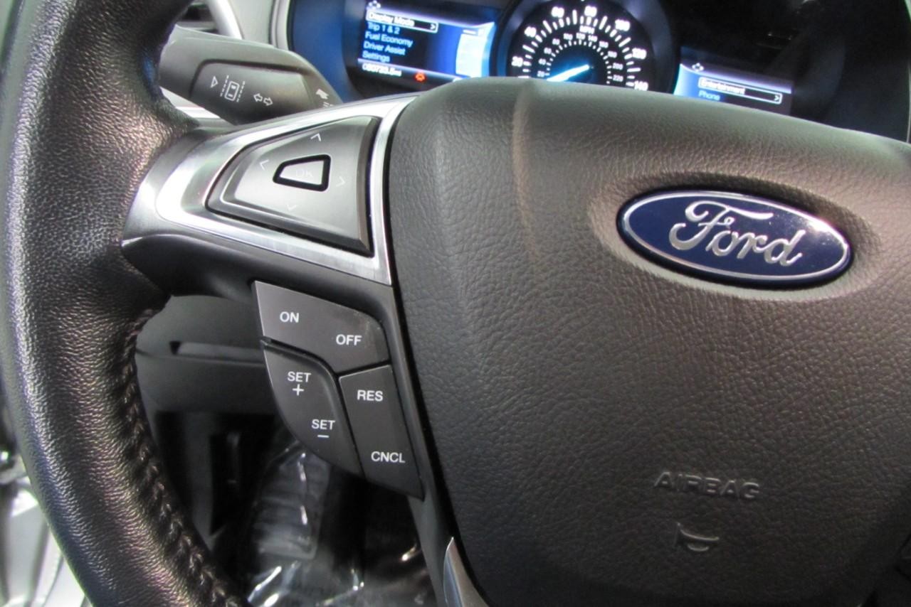 2023 Iconic Silver Metallic Ford Edge Titanium AWD SUV