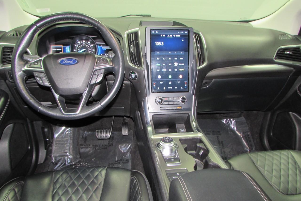 2023 Iconic Silver Metallic Ford Edge Titanium AWD SUV