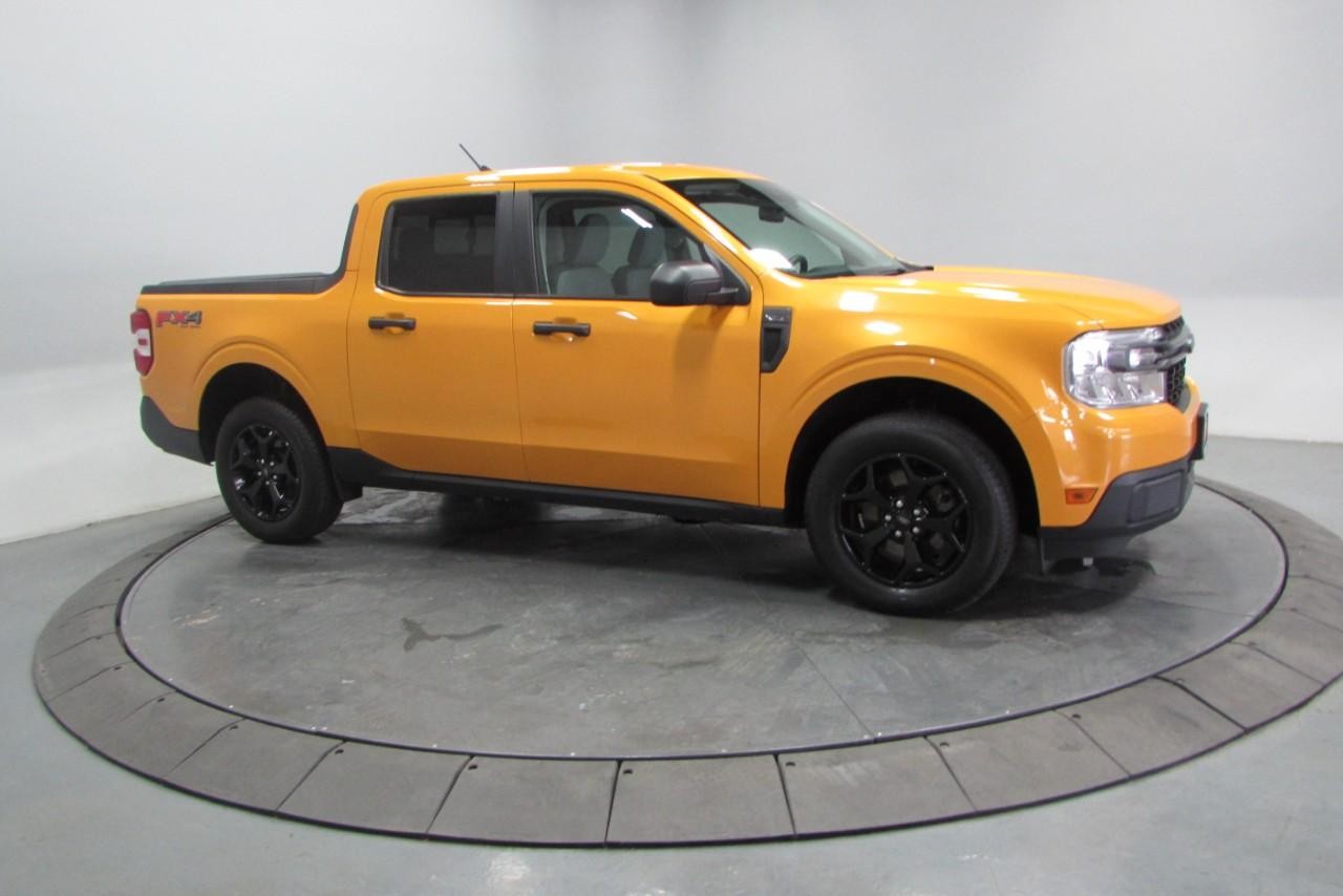 2022 Cyber Orange Tricoat Metallic Ford Maverick XLT AWD Truck