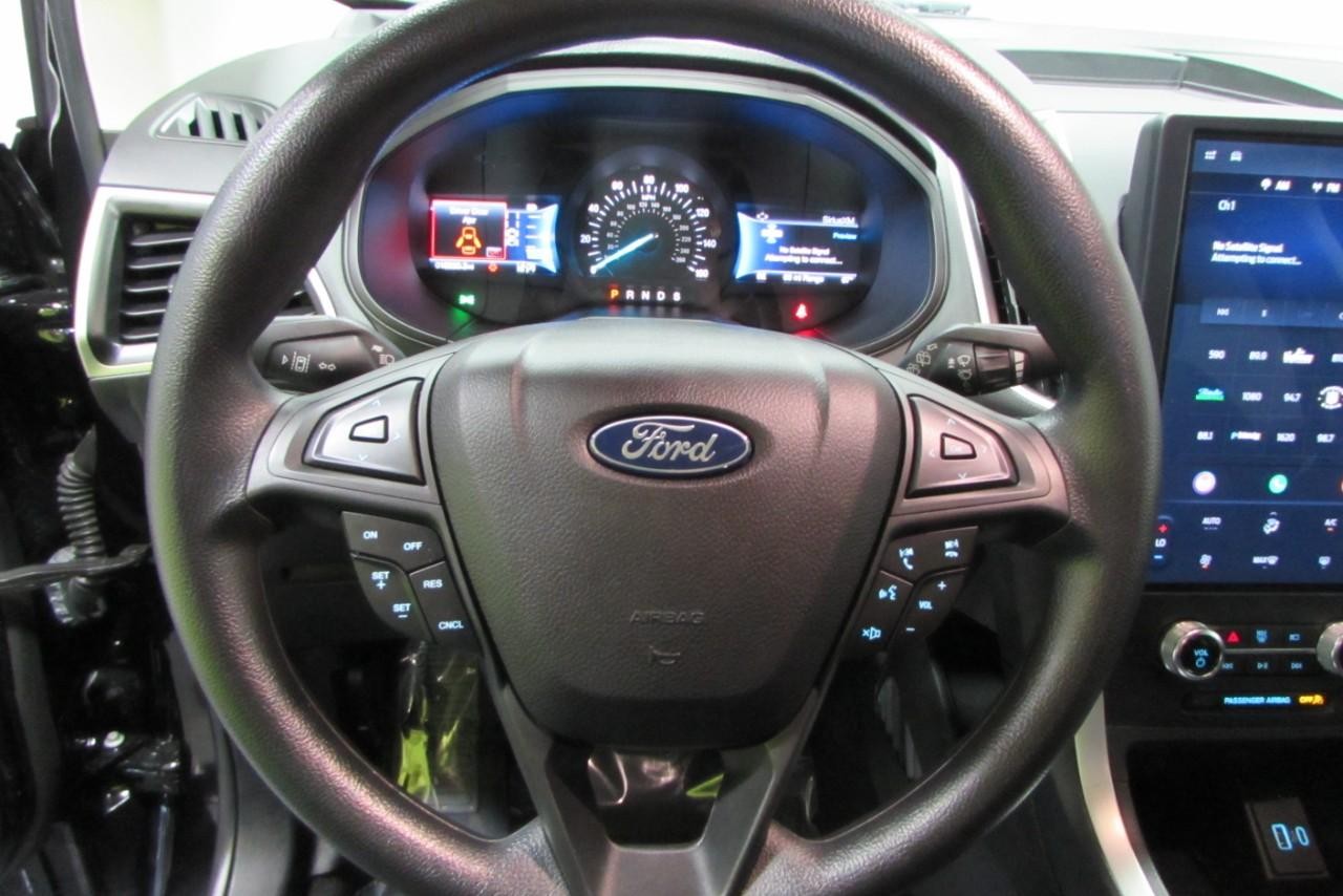 2024 Agate Black Metallic Ford Edge SE AWD SUV