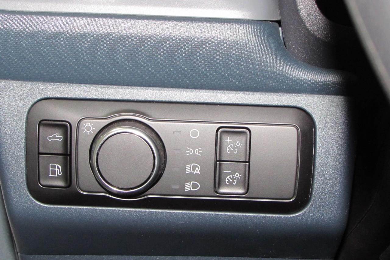 2025 Oxford White Ford Maverick XL FWD Truck