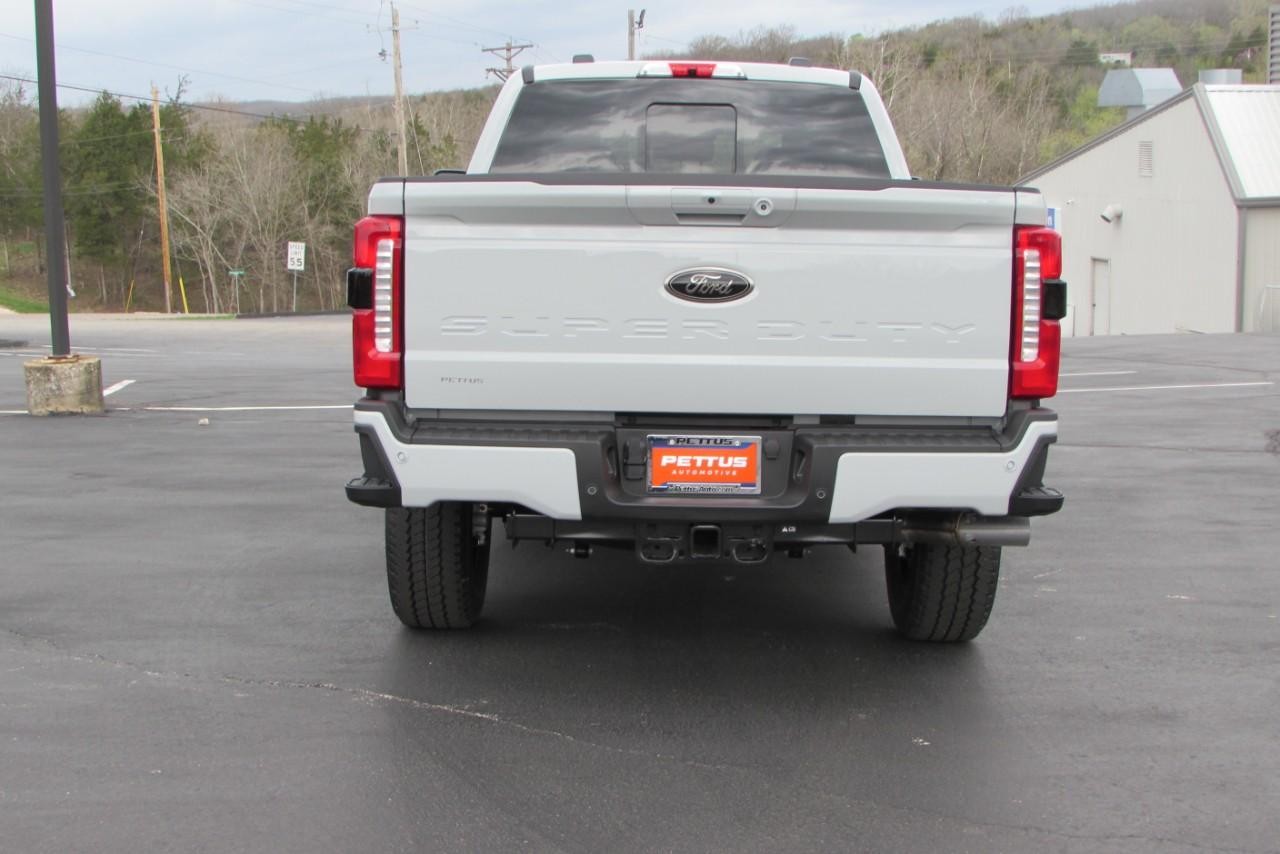 2025 Avalanche Ford Super Duty F-250 SRW LARIAT 4X4 Truck