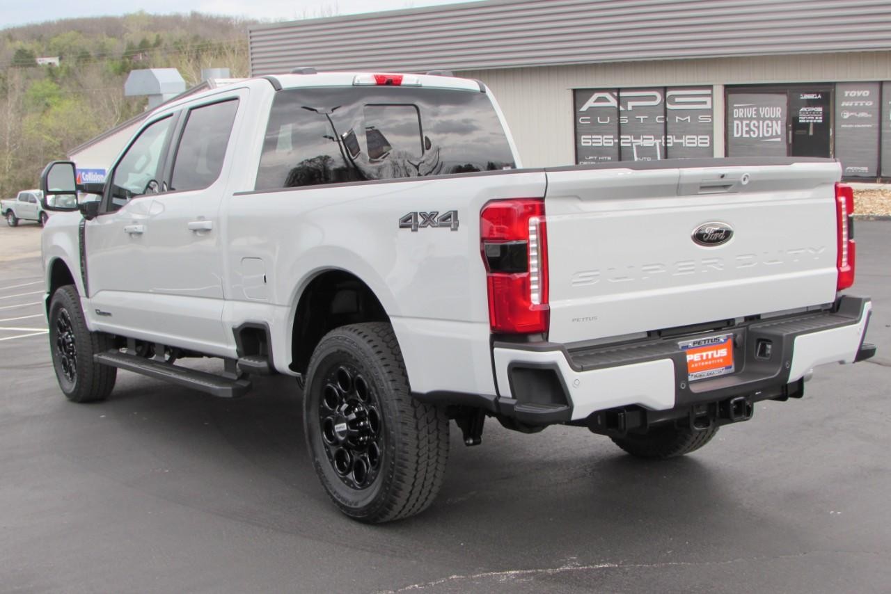 2025 Avalanche Ford Super Duty F-250 SRW LARIAT 4X4 Truck