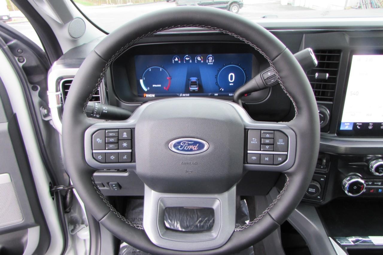 2025 Avalanche Ford Super Duty F-250 SRW LARIAT 4X4 Truck