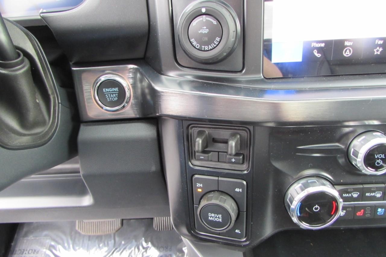 2025 Avalanche Ford Super Duty F-250 SRW LARIAT 4X4 Truck