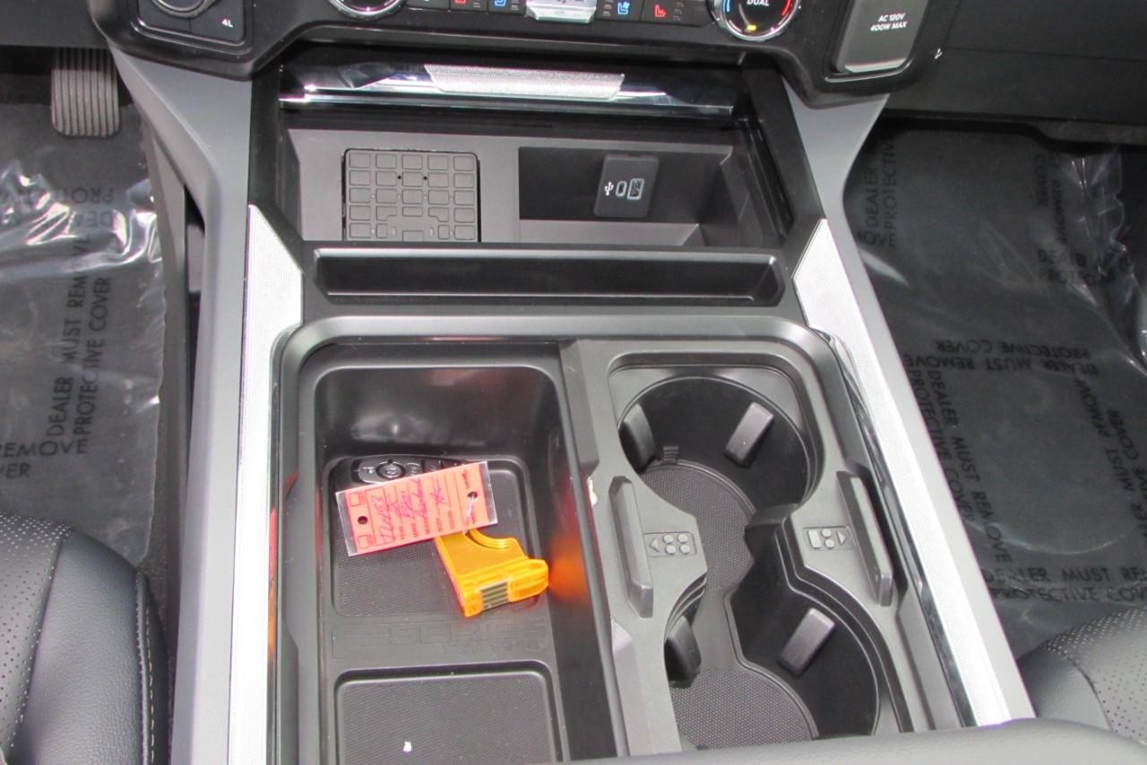 2025 Avalanche Ford Super Duty F-250 SRW LARIAT 4X4 Truck