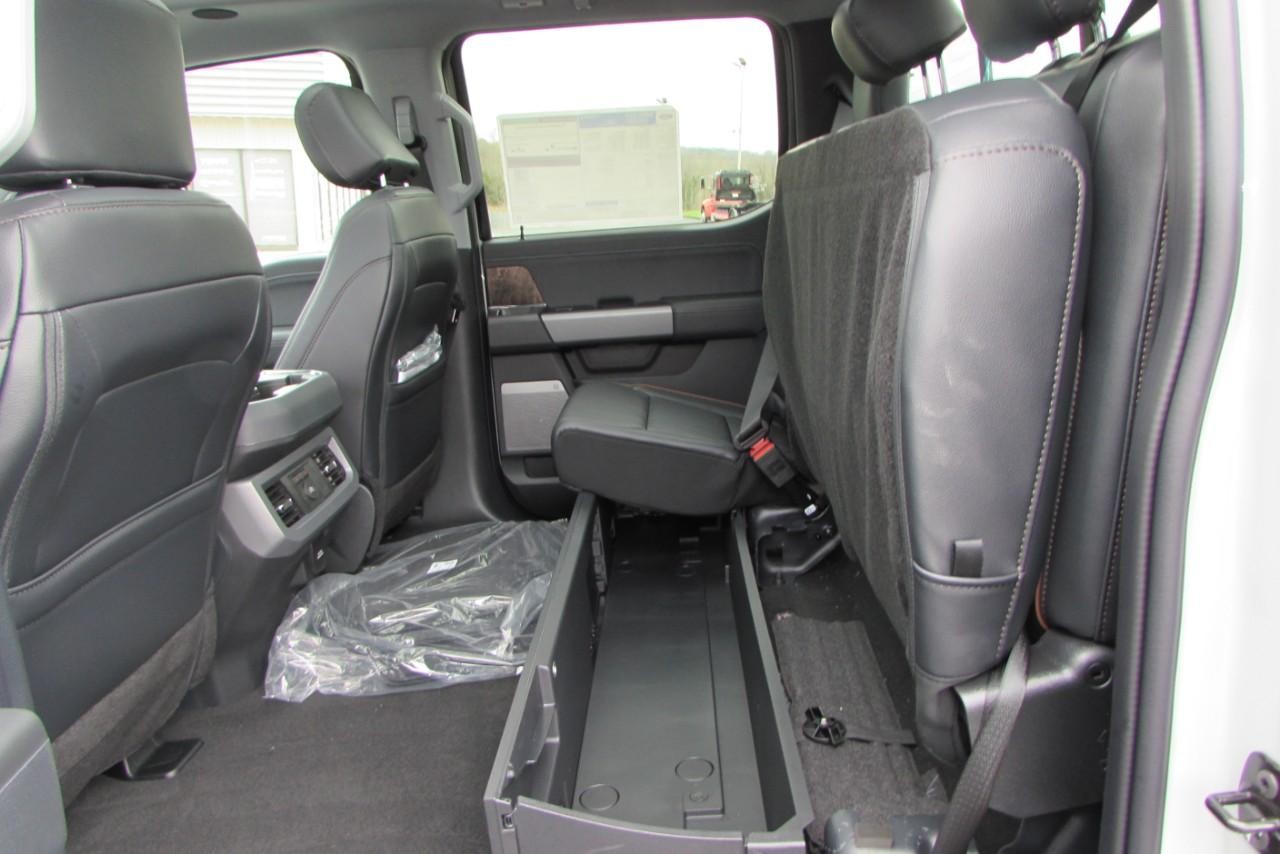 2025 Avalanche Ford Super Duty F-250 SRW LARIAT 4X4 Truck