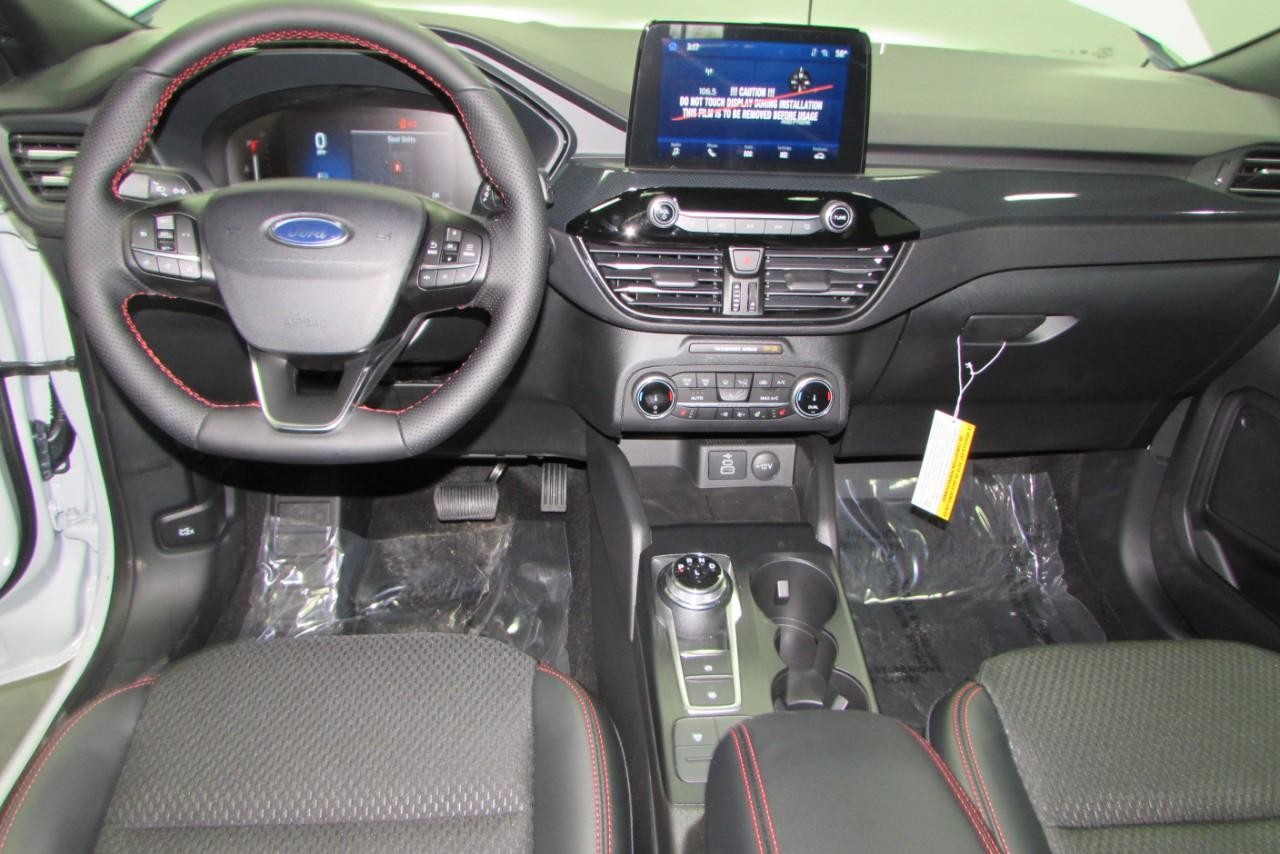2025 Space Silver Metallic Ford Escape ST-Line AWD SUV
