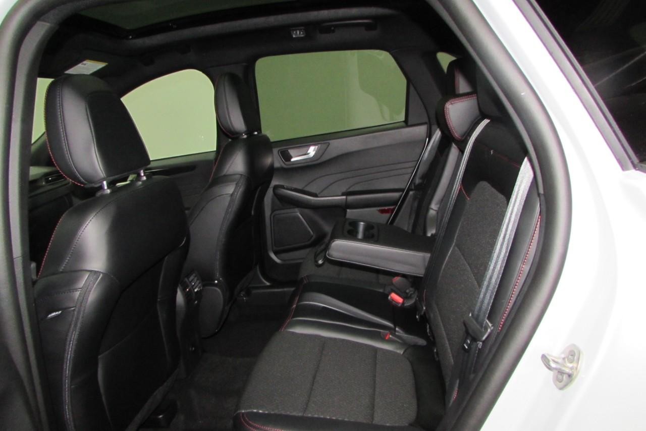 2025 Space Silver Metallic Ford Escape ST-Line AWD SUV