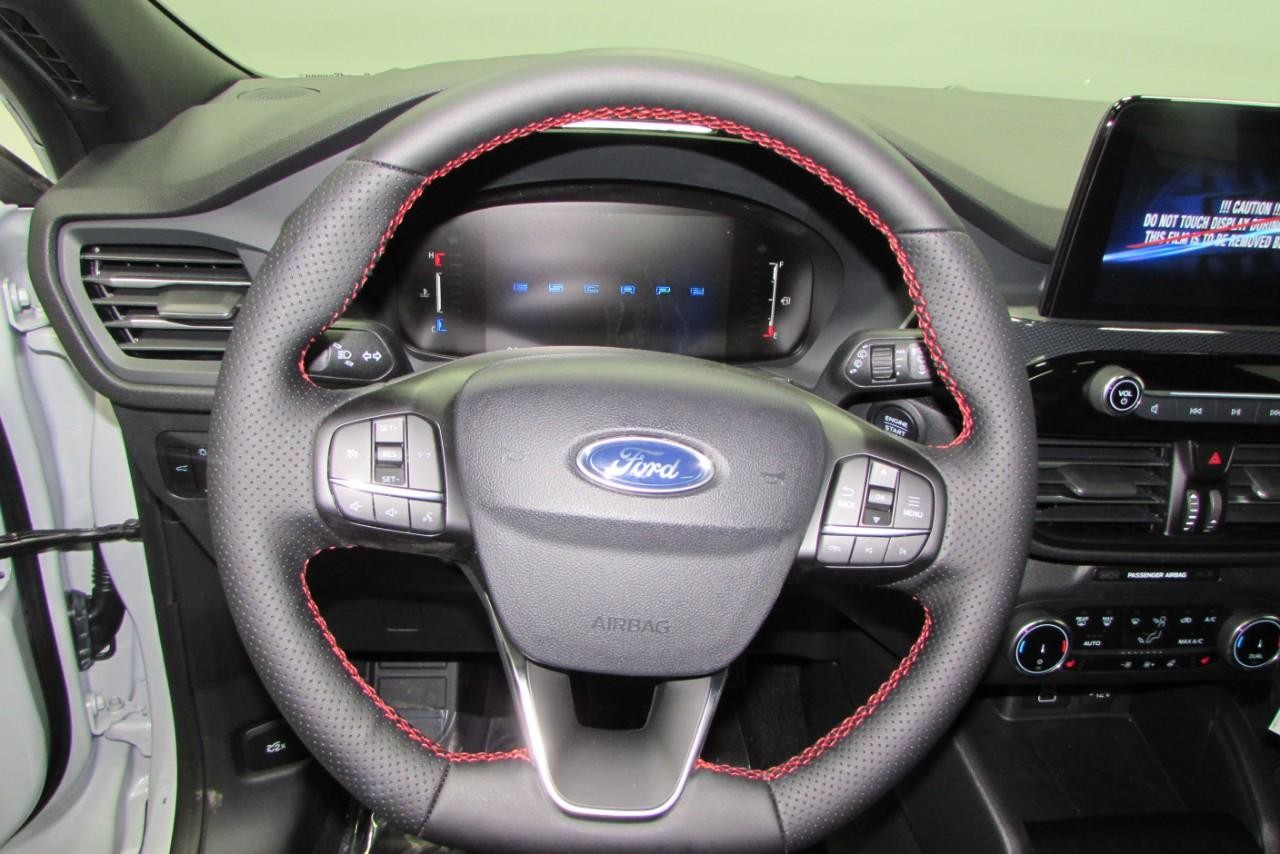 2025 Space Silver Metallic Ford Escape ST-Line AWD SUV