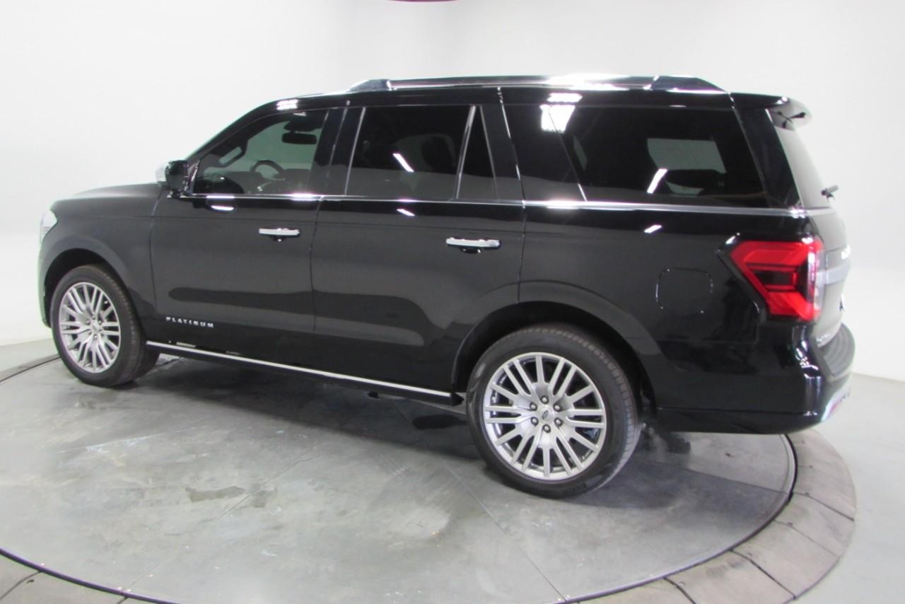 2023 Agate Black Metallic Ford Expedition Platinum 4X4 SUV