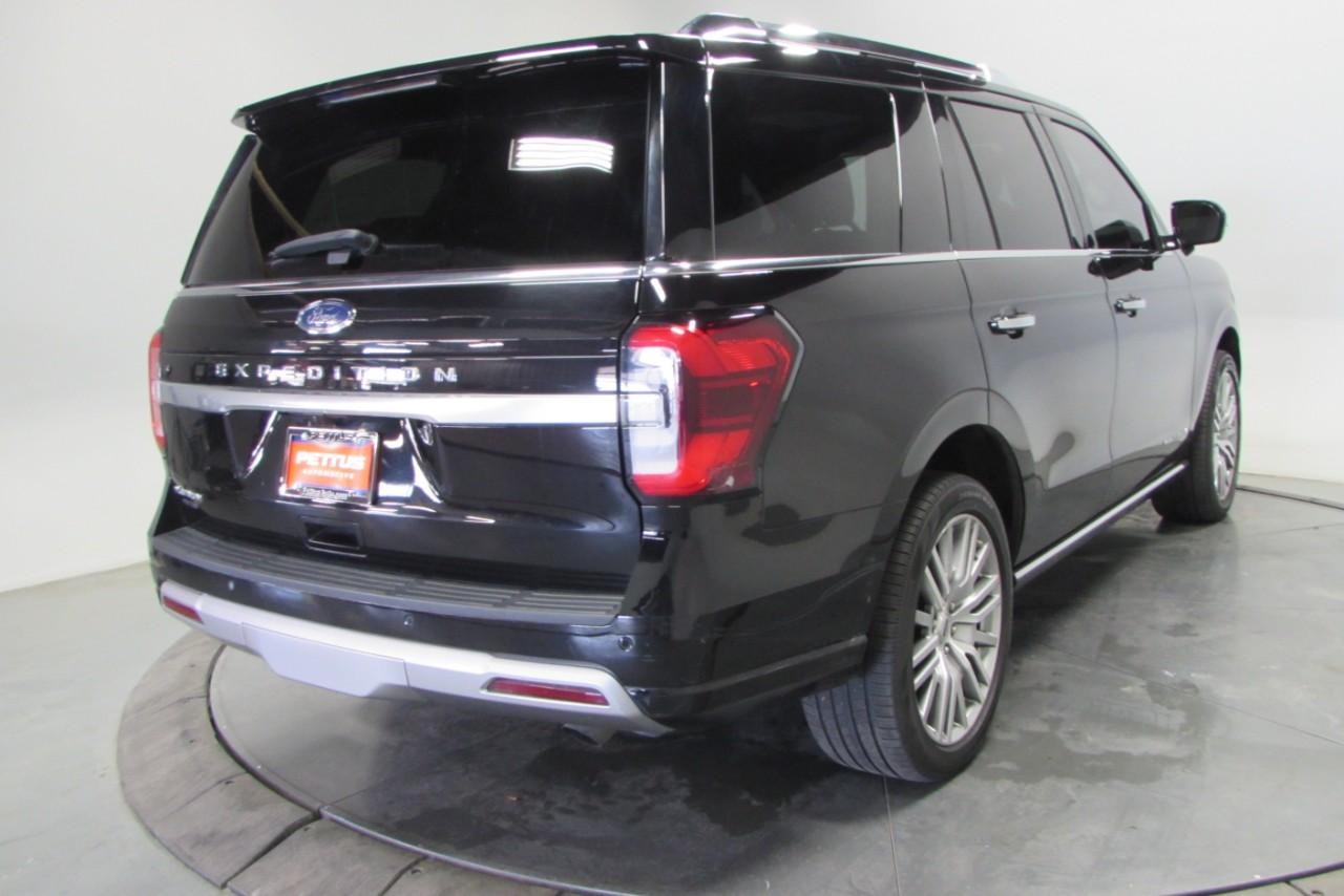 2023 Agate Black Metallic Ford Expedition Platinum 4X4 SUV