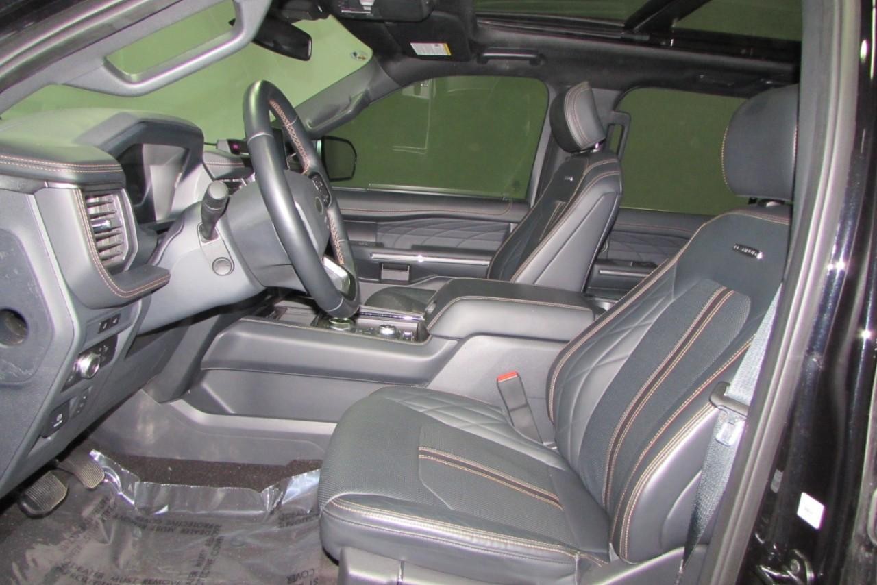 2023 Agate Black Metallic Ford Expedition Platinum 4X4 SUV