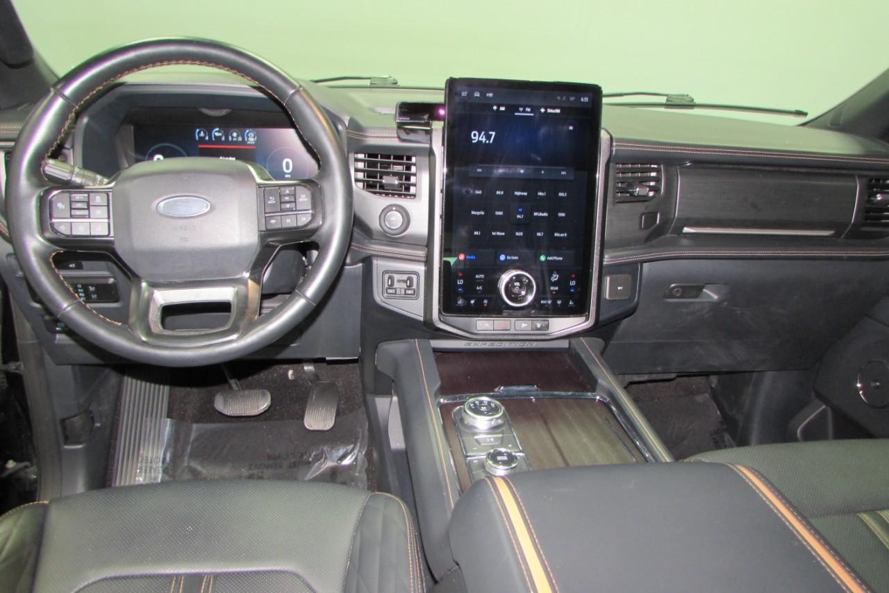 2023 Agate Black Metallic Ford Expedition Platinum 4X4 SUV