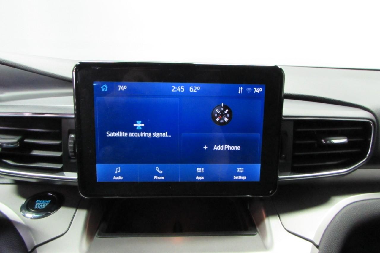 2022 Carbonized Gray Metallic Ford Explorer XLT 4X4 SUV