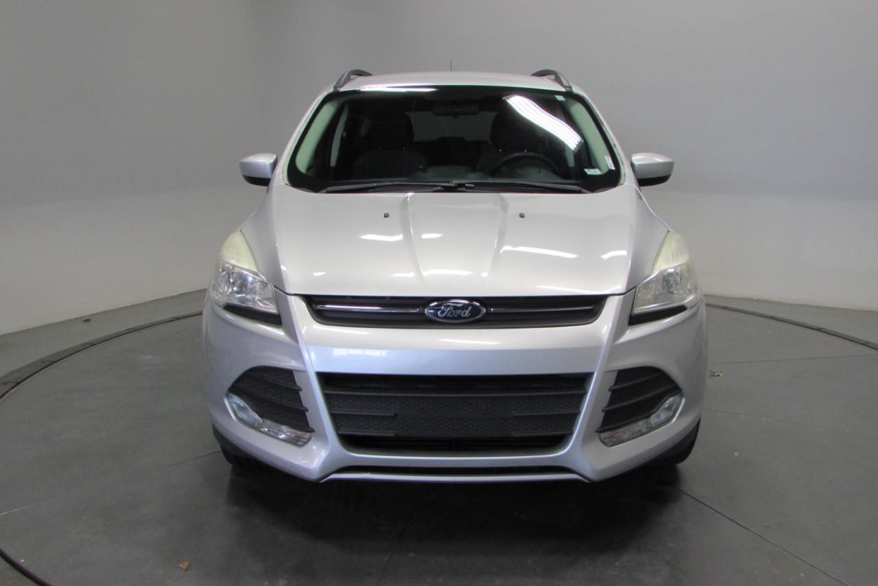 2016 Ingot Silver Ford Escape SE FWD SUV