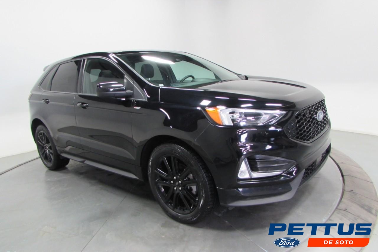 2022 Agate Black Metallic Ford Edge ST Line SUV