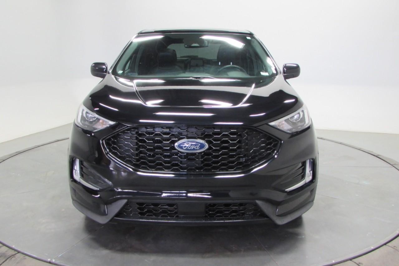 2022 Agate Black Metallic Ford Edge ST Line AWD SUV