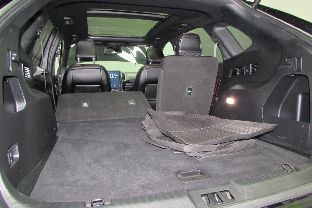 2022 Agate Black Metallic Ford Edge ST Line AWD SUV