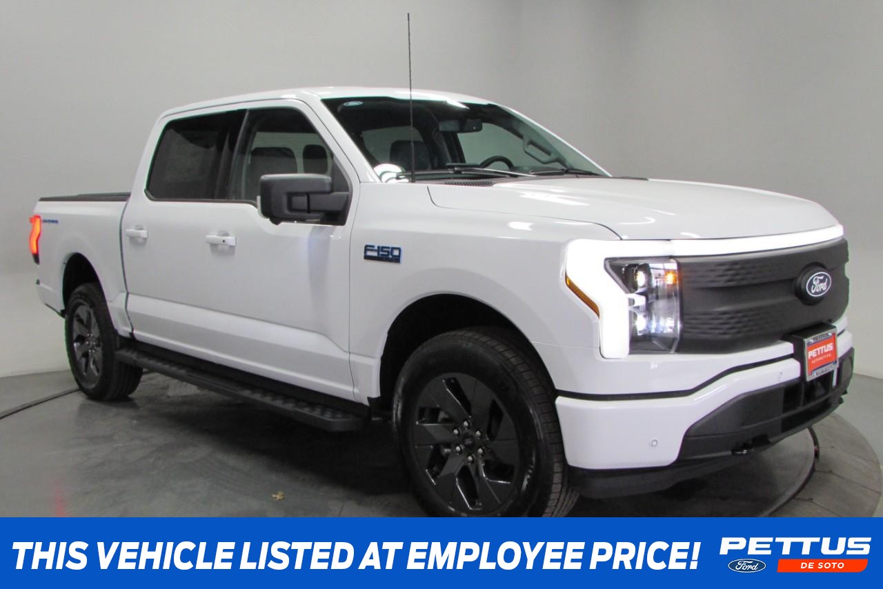 2025 Oxford White Ford F-150 Lightning Flash Truck