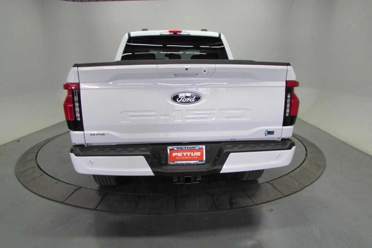 2025 Oxford White Ford F-150 Lightning Flash AWD Truck