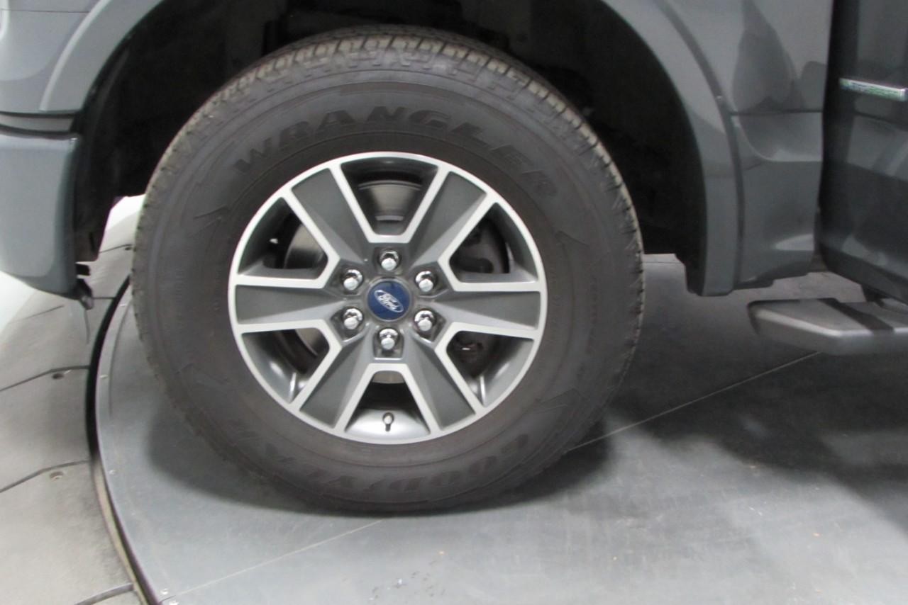 2016 Lithium Gray Ford F-150 XLT 4X4 Truck
