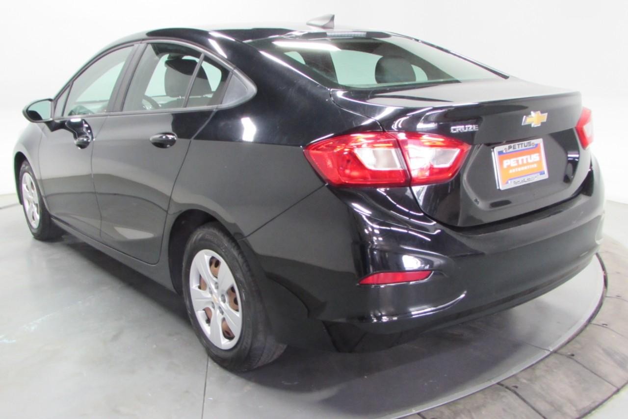 2018 Mosaic Black Metallic Chevrolet Cruze LS FWD Sedan