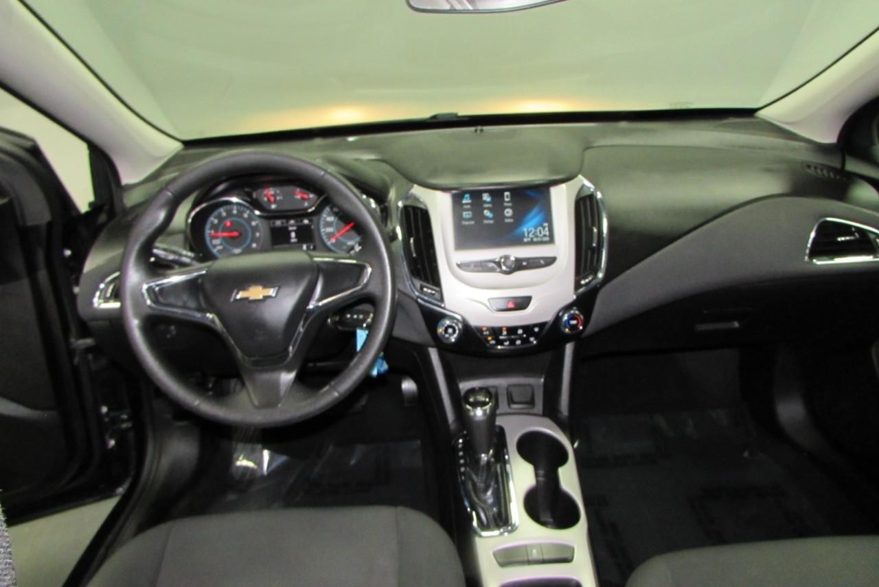 2018 Mosaic Black Metallic Chevrolet Cruze LS FWD Sedan