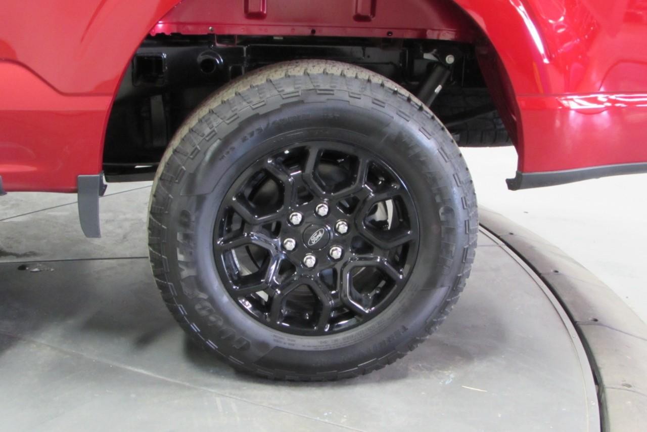 2025 Rapid Red Metallic Tinted Clearcoat Ford F-150 XLT 4X4 Truck