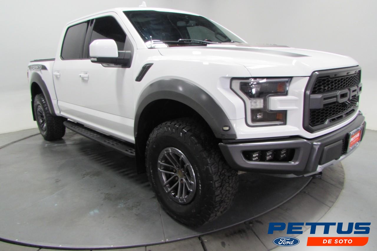 2020 Oxford White Ford F-150 Raptor Truck