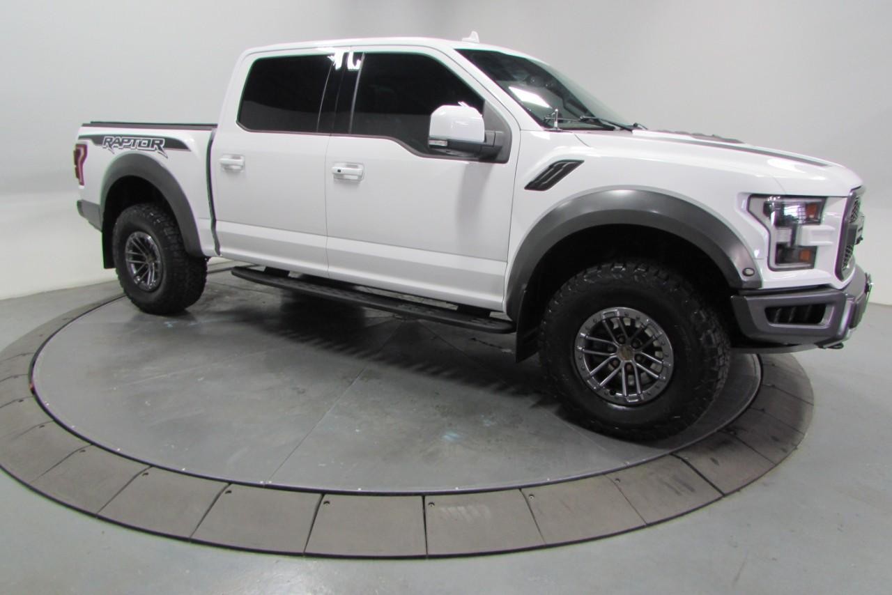 2020 Oxford White Ford F-150 Raptor 4X4 Truck