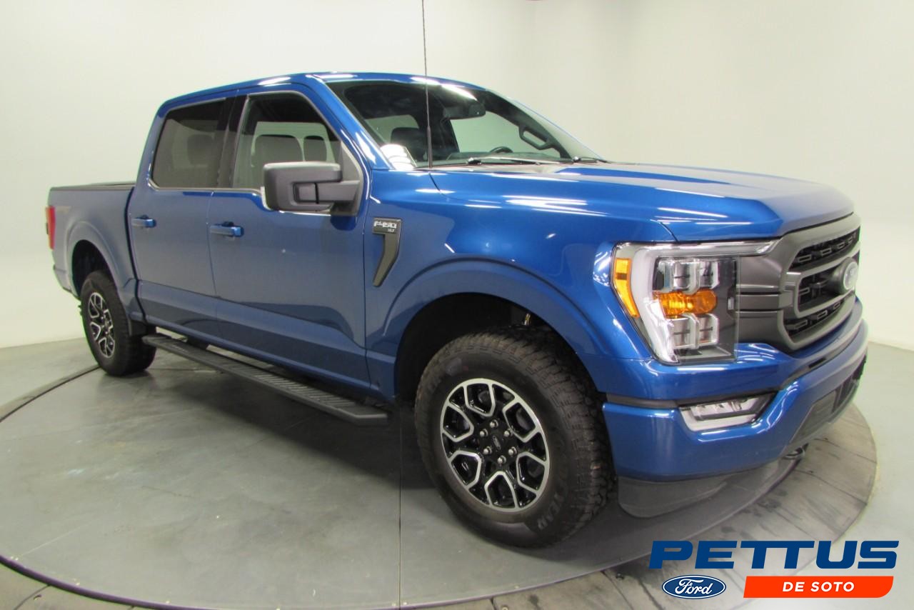 2022 Atlas Blue Metallic Ford F-150 XLT Truck