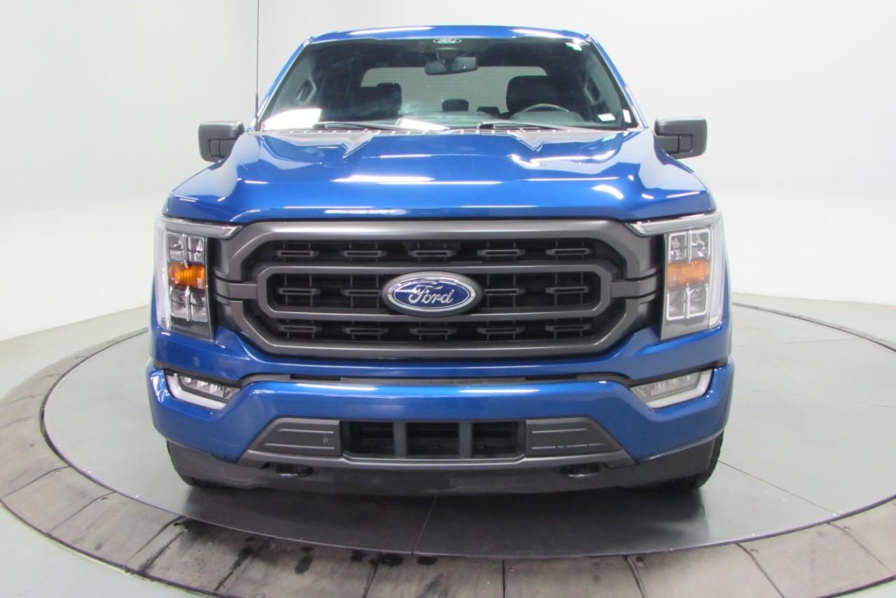2022 Atlas Blue Metallic Ford F-150 XLT 4X4 Truck