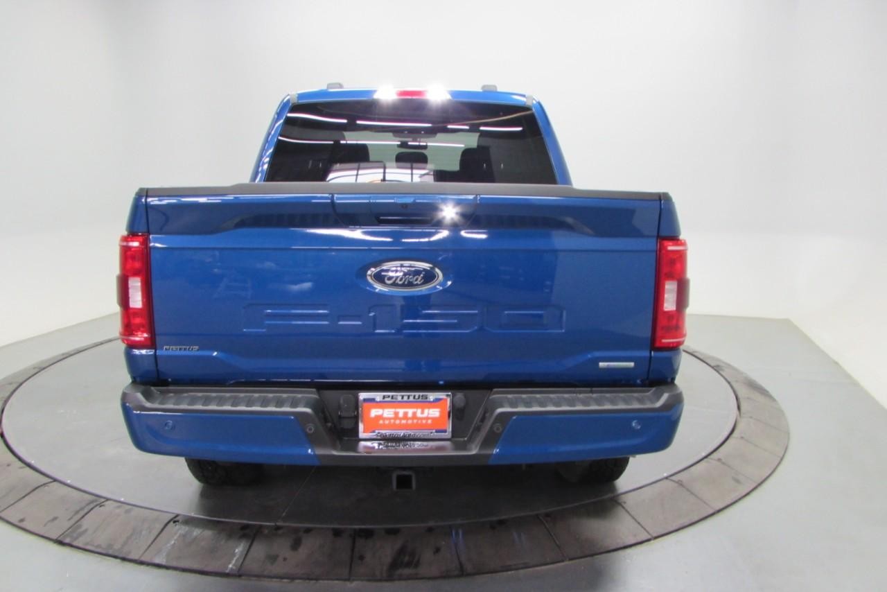 2022 Atlas Blue Metallic Ford F-150 XLT 4X4 Truck