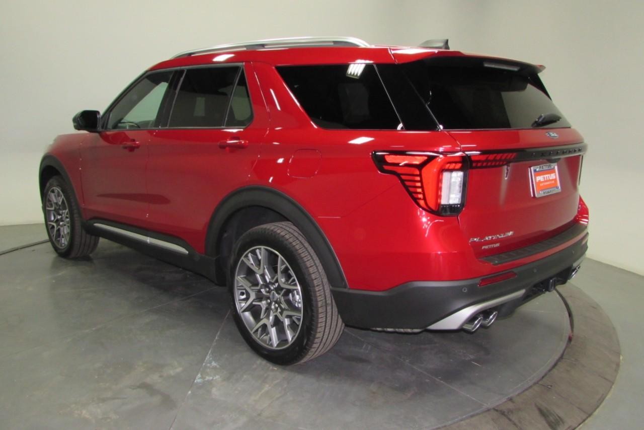 2025 Rapid Red Metallic Tinted Clearcoat Ford Explorer Platinum 4X4 SUV