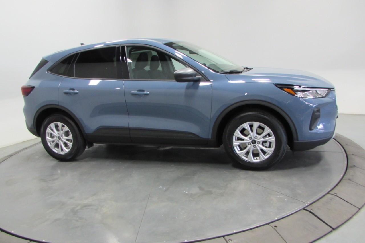 2025 Vapor Blue Metallic Ford Escape Active FWD SUV