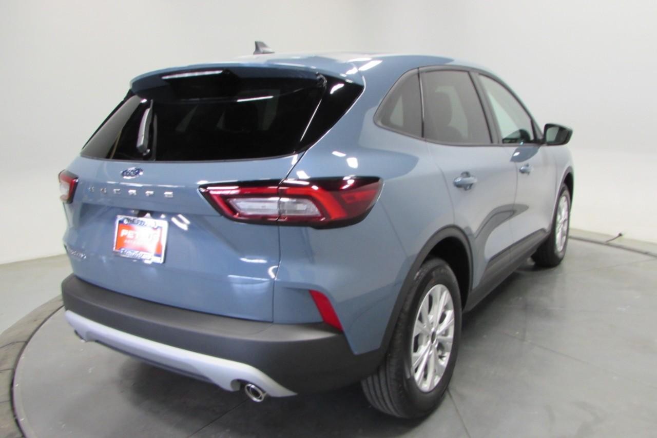 2025 Vapor Blue Metallic Ford Escape Active FWD SUV