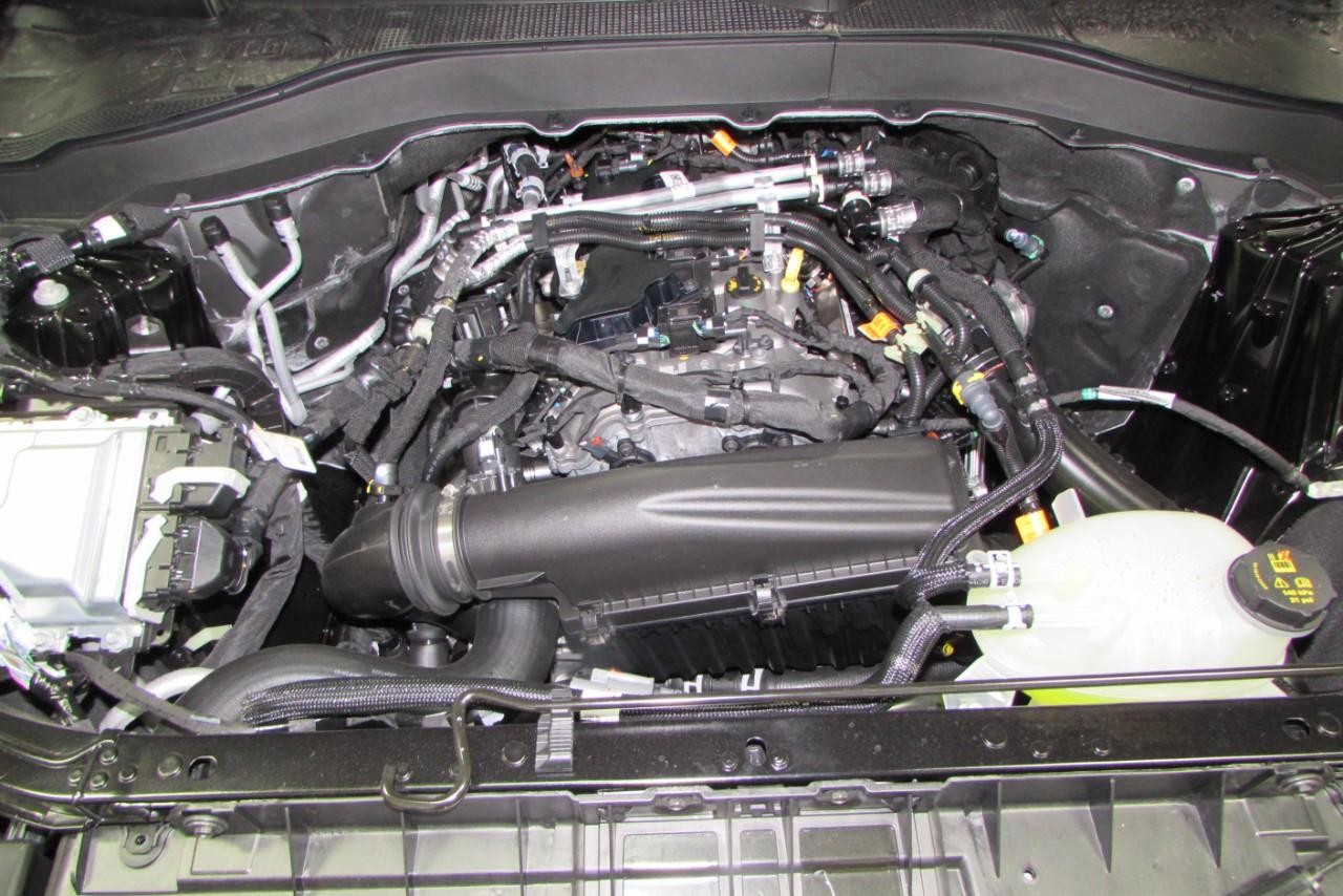2025 Agate Black Metallic Ford Explorer Active 4X4 SUV